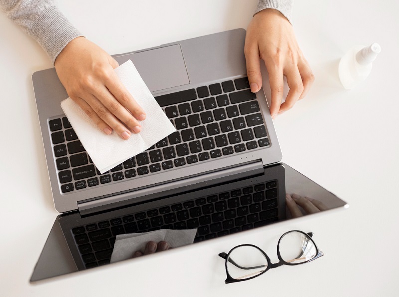 لابتوب للعمل الحر والعمل عن بعد