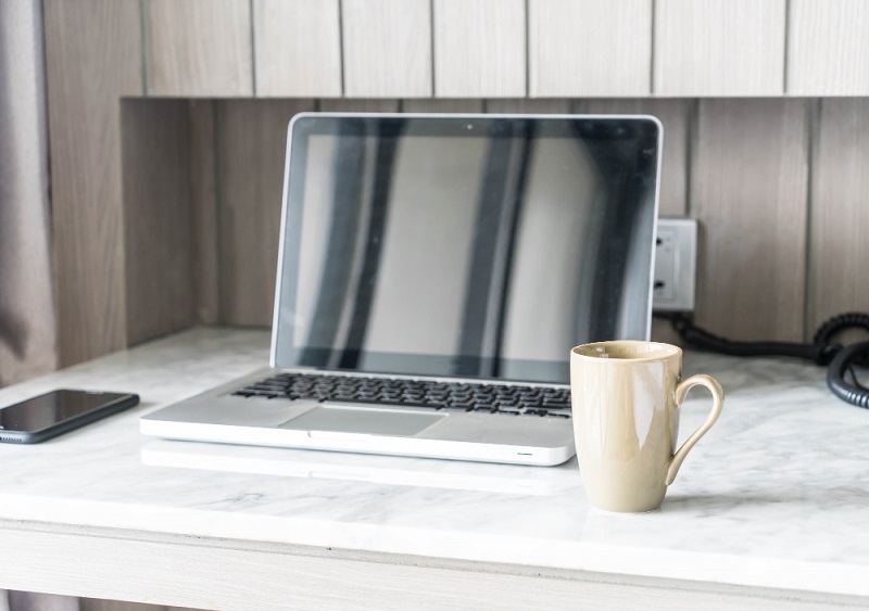 لابتوب للعمل الحر والعمل عن بعد